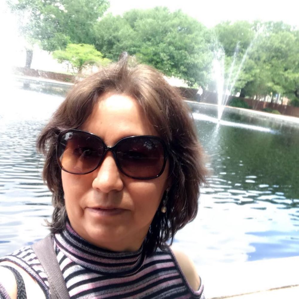 Meet your Posher, Rosario